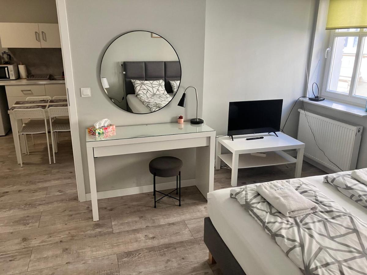 Apartamenty Na Waskiej Wroclaw Ngoại thất bức ảnh